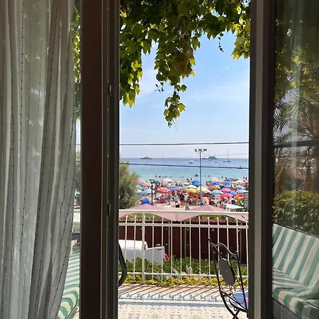 La Terrazza Sul Mare Вилла